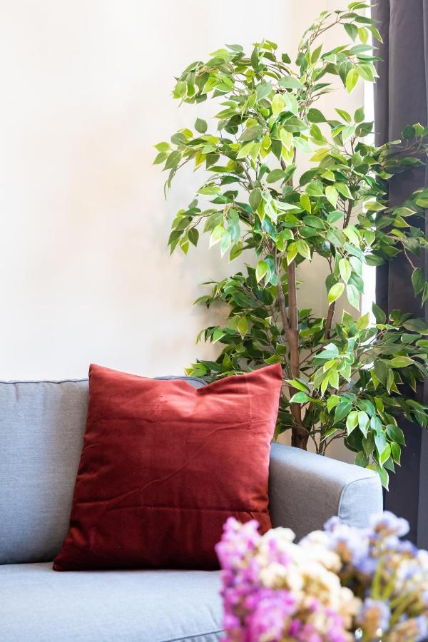 Elegant Studio In The Heart Of The Town بوخارست المظهر الخارجي الصورة