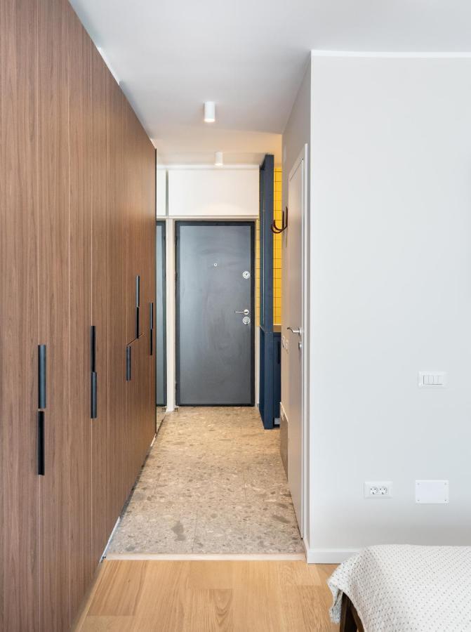 Elegant Studio In The Heart Of The Town بوخارست المظهر الخارجي الصورة